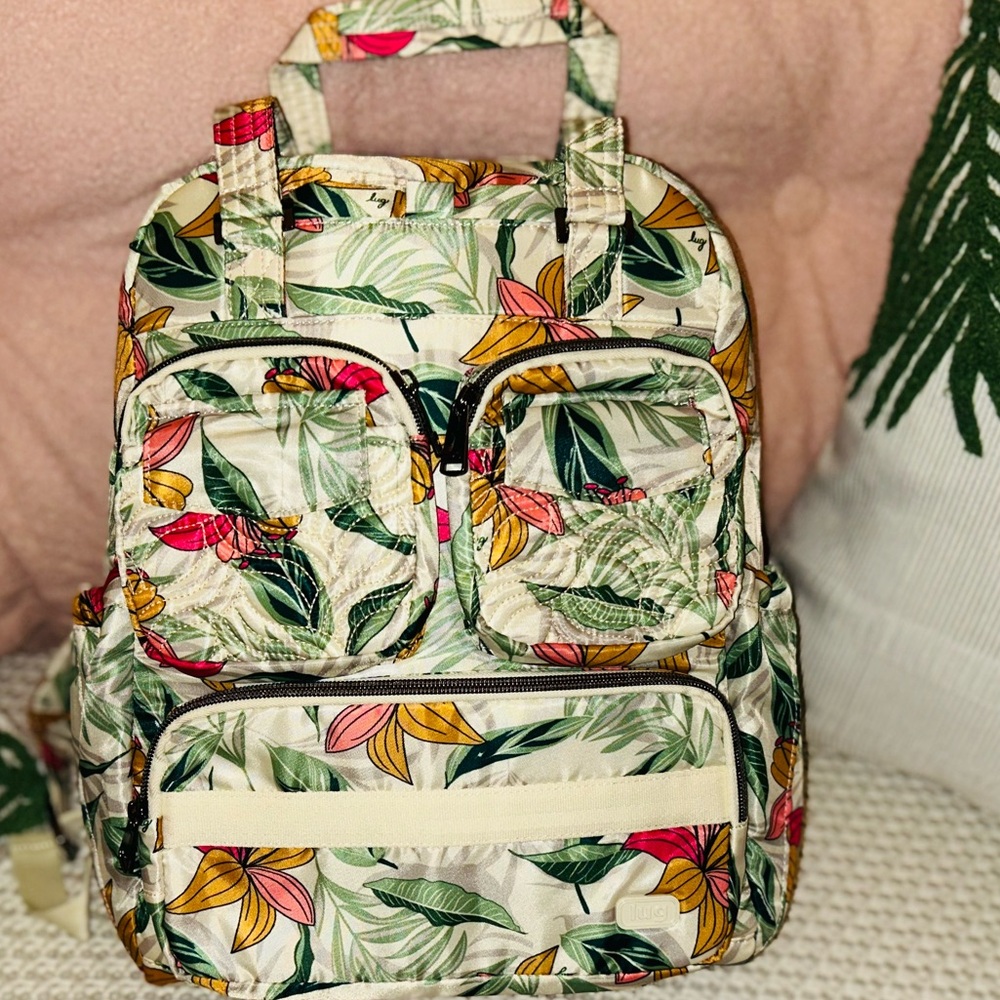 🌺RARE 🌺 LUG Jumper Backpack in Lily Sand - BEAUTIFUL NWT - Picture 2 of 16
